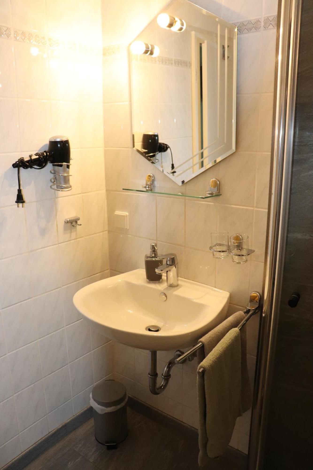 Pension Und Apartment Landhaus Fricke Calden Dış mekan fotoğraf